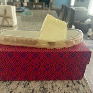 Tory Burch New Ivory Bubble Jelly Sandals